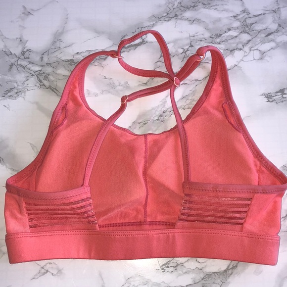 Gymshark Sports Bra - Picture 3 of 6